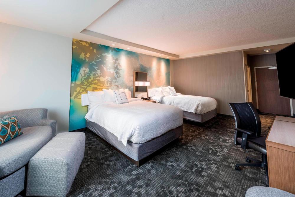 Queen Room with Sofa Bed interior